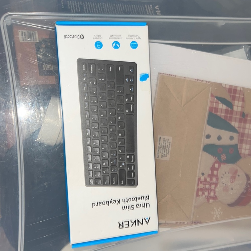 Bluetooth ulta slim Bluetooth keyboard